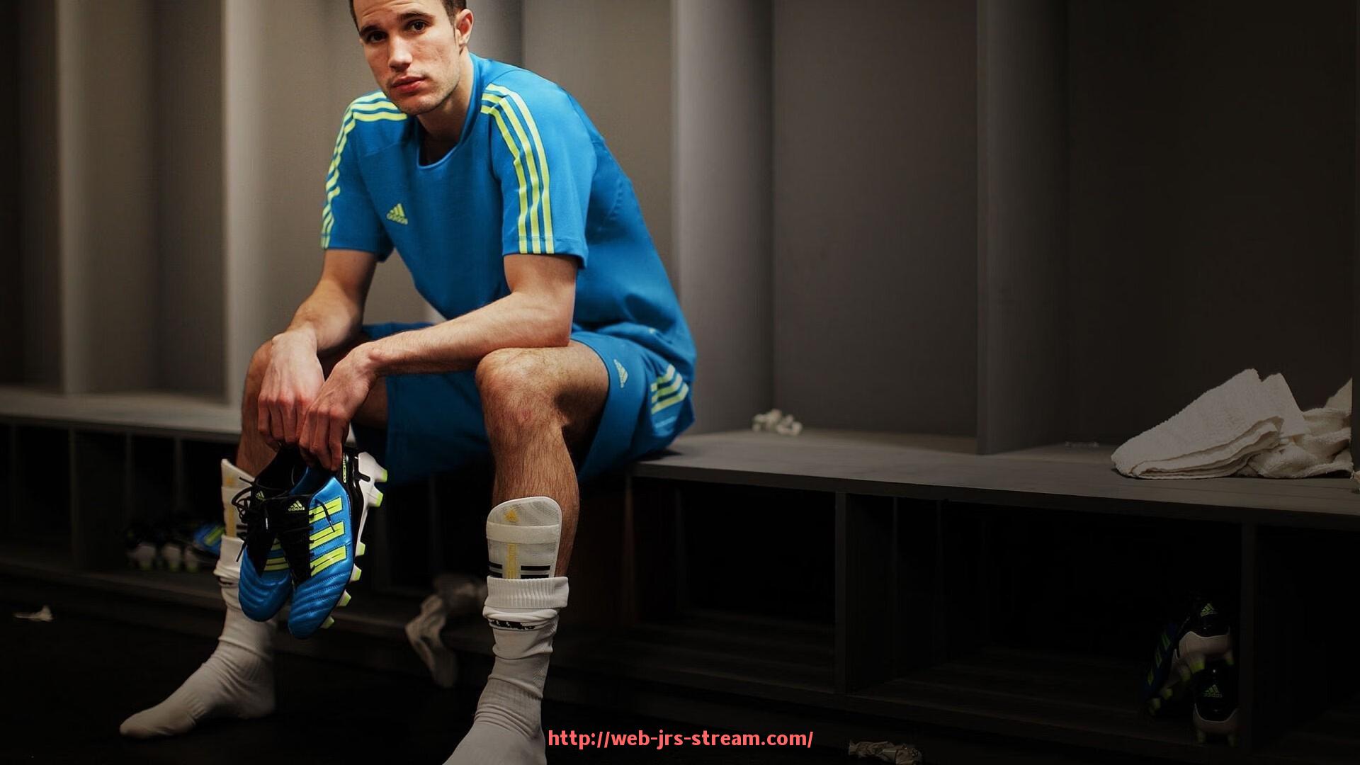 jrs直播-篮球战术板使用技巧与教练在暂停时传达信息的有效性分析